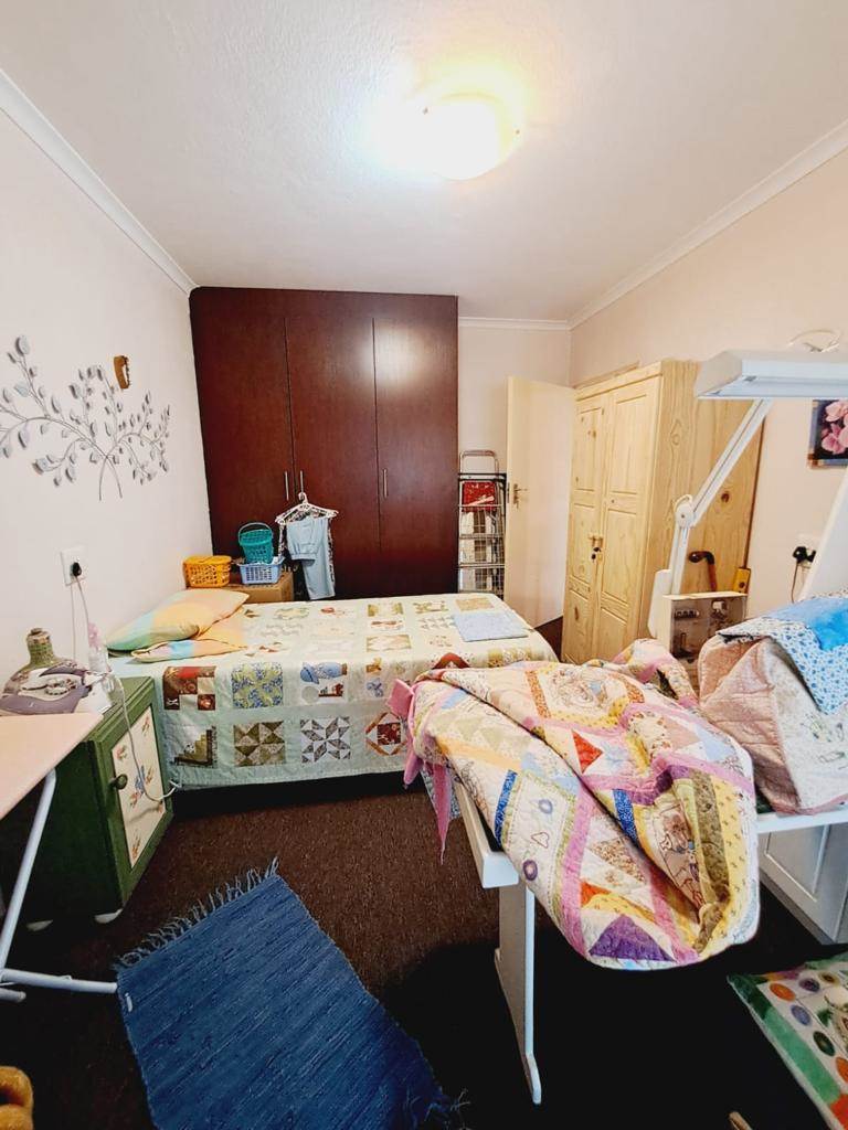 2 Bed Townhouse in Krugersdorp Central photo number 15