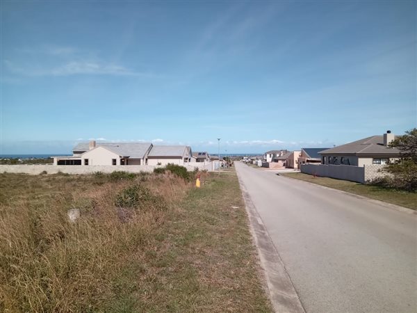 639 m² Land