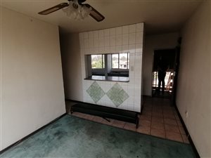 3 Bed Flat in Lennoxton