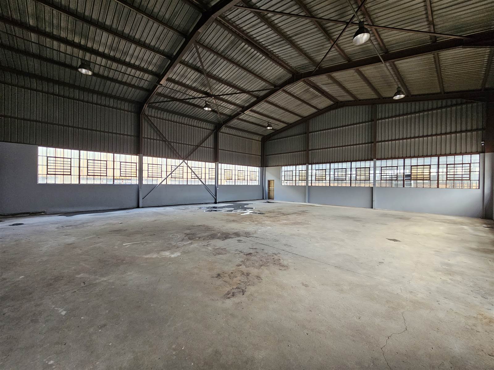 500  m² Industrial space in Wadeville photo number 2