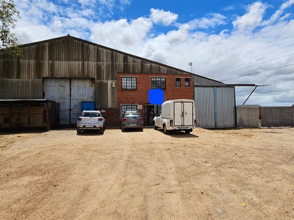 2 800  m² Industrial space