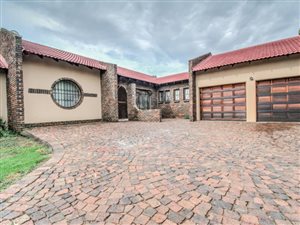3 Bed House in Three Rivers East