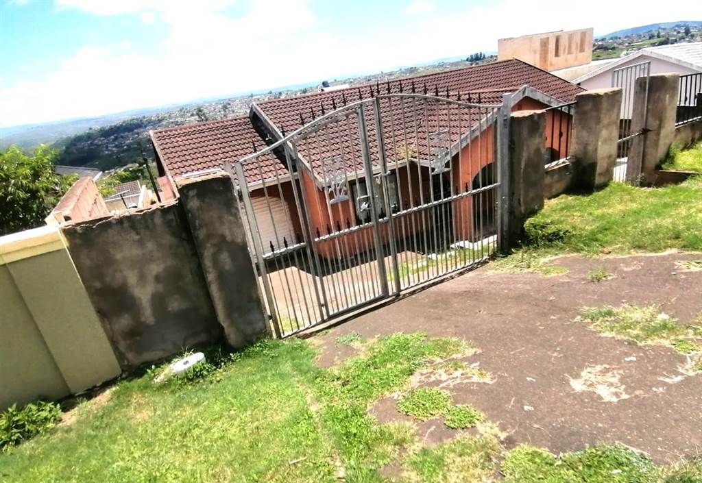3 Bed House in Mpumalanga photo number 3