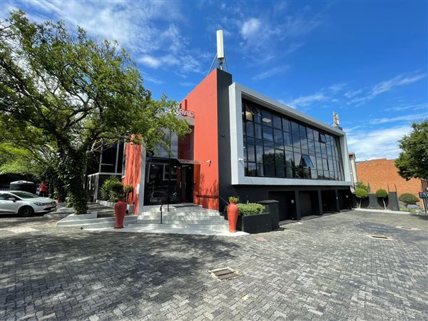 21  m² Commercial space in Blairgowrie