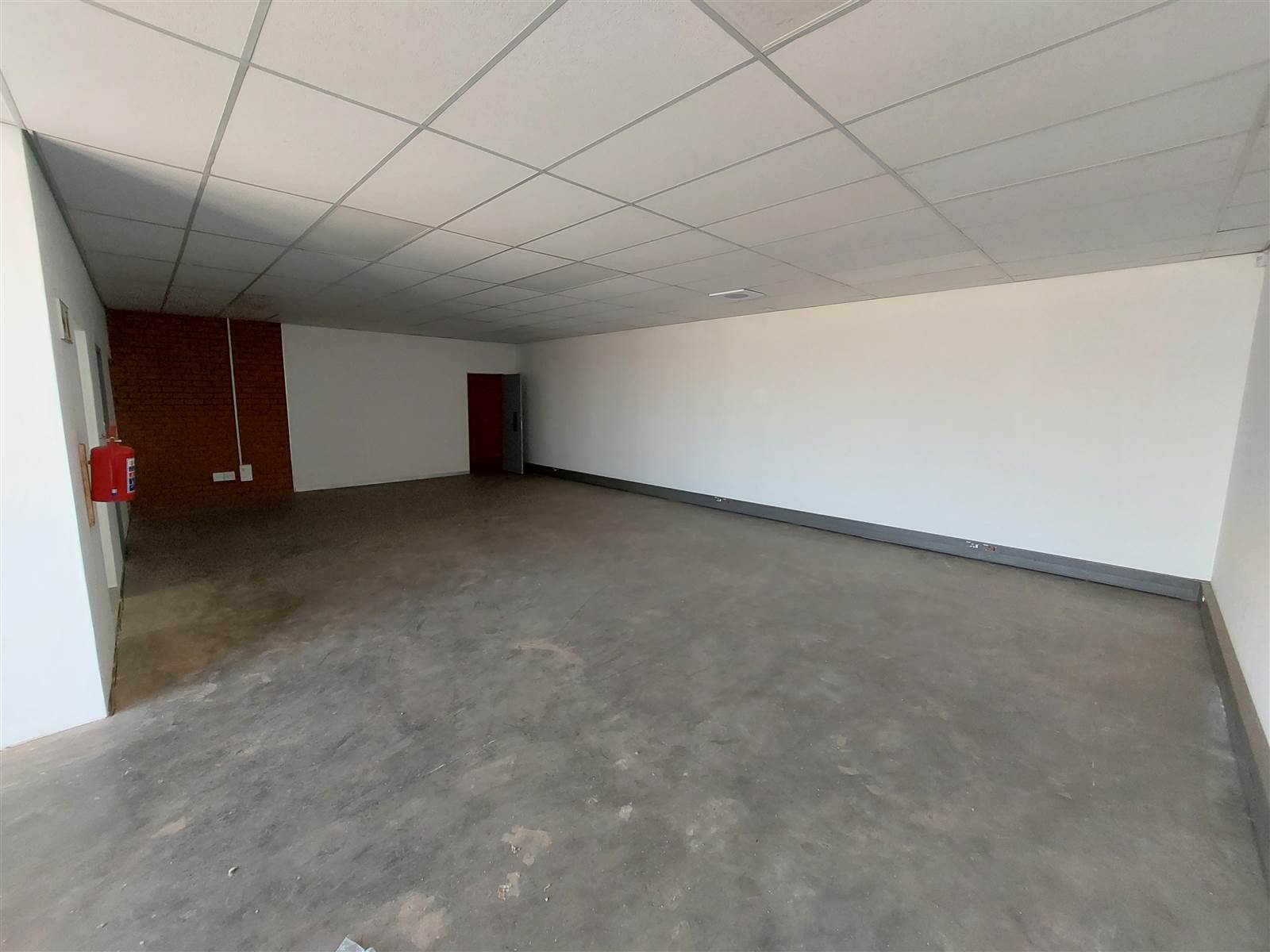 676  m² Industrial space in Clayville photo number 6