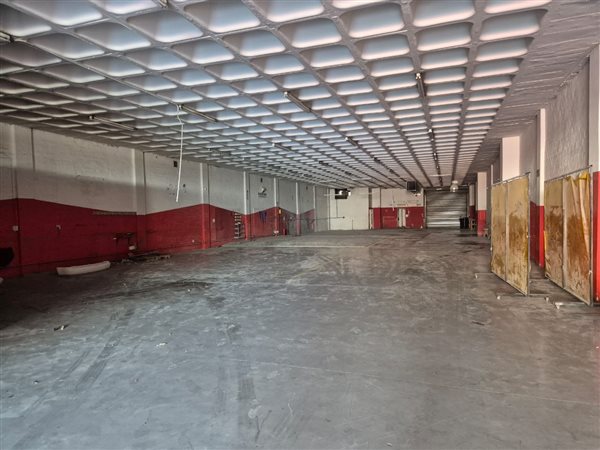 765 m² Industrial space 765 m² Industrial space