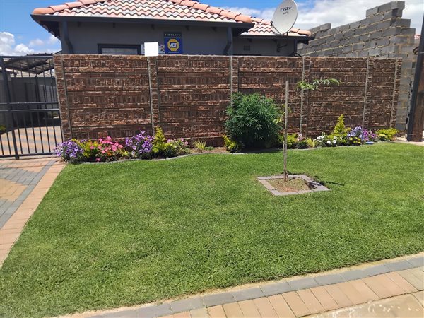 2 Bedroom House 2 Bedroom House