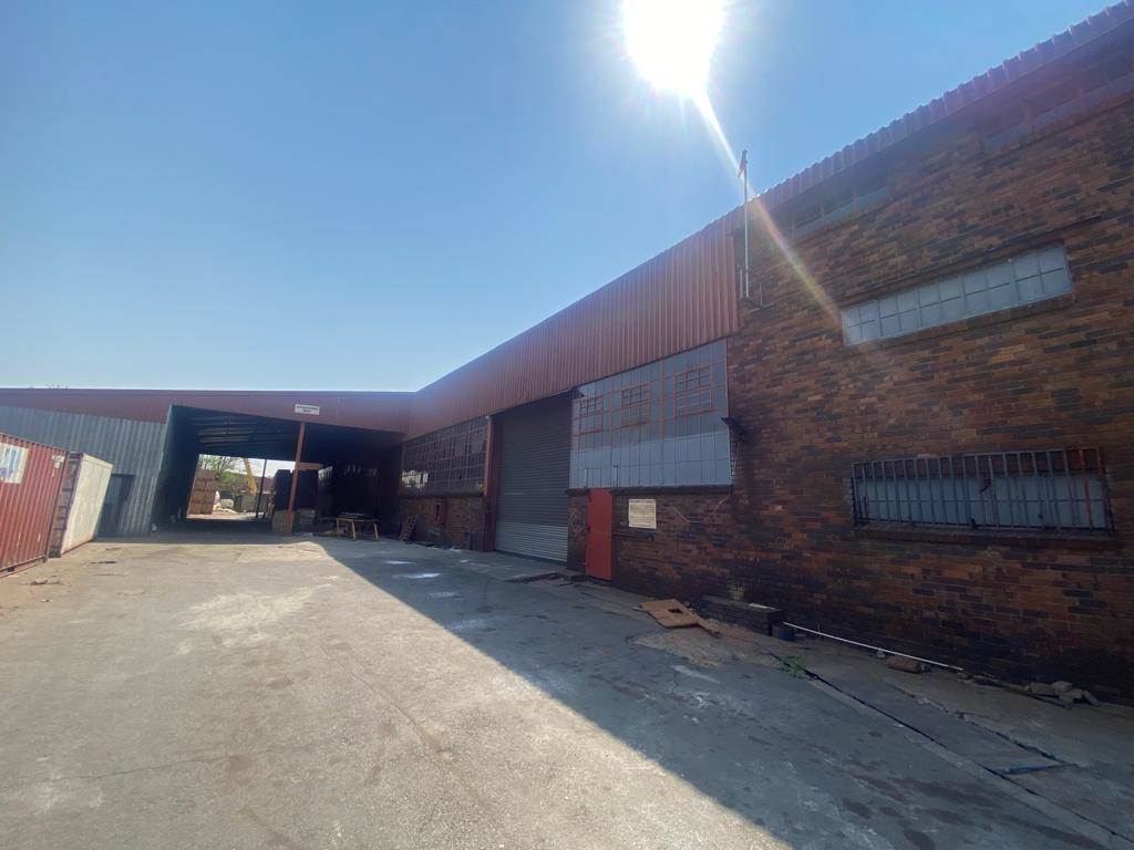 2500  m² Industrial space in Brakpan North photo number 11