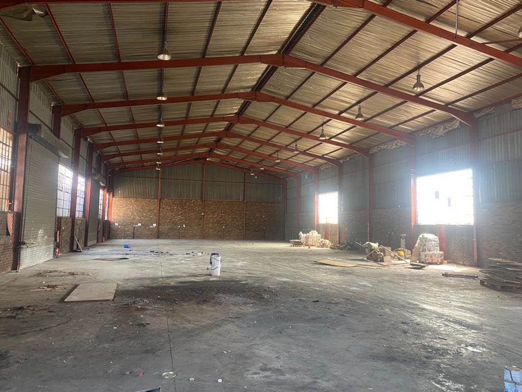 2500  m² Industrial space in Brakpan North photo number 4