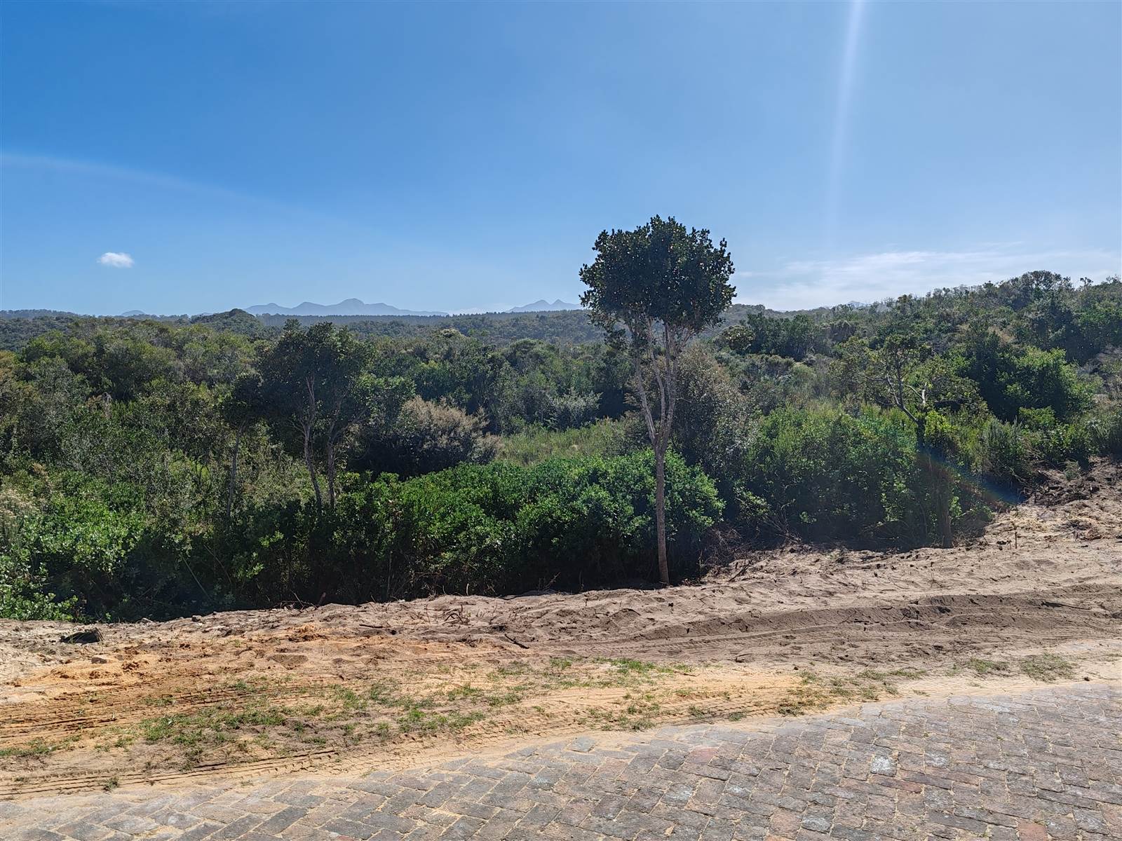 807 m² Land available in Cola Beach photo number 1