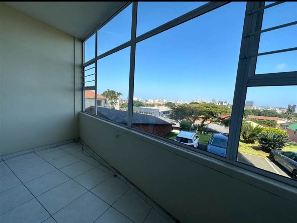 2 Bed Apartment in Musgrave photo number 18