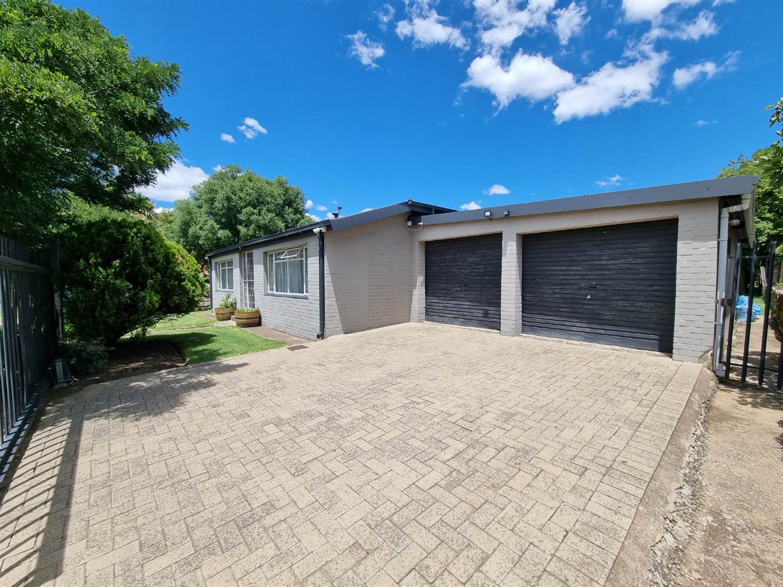 3 Bed House in Harrismith photo number 1