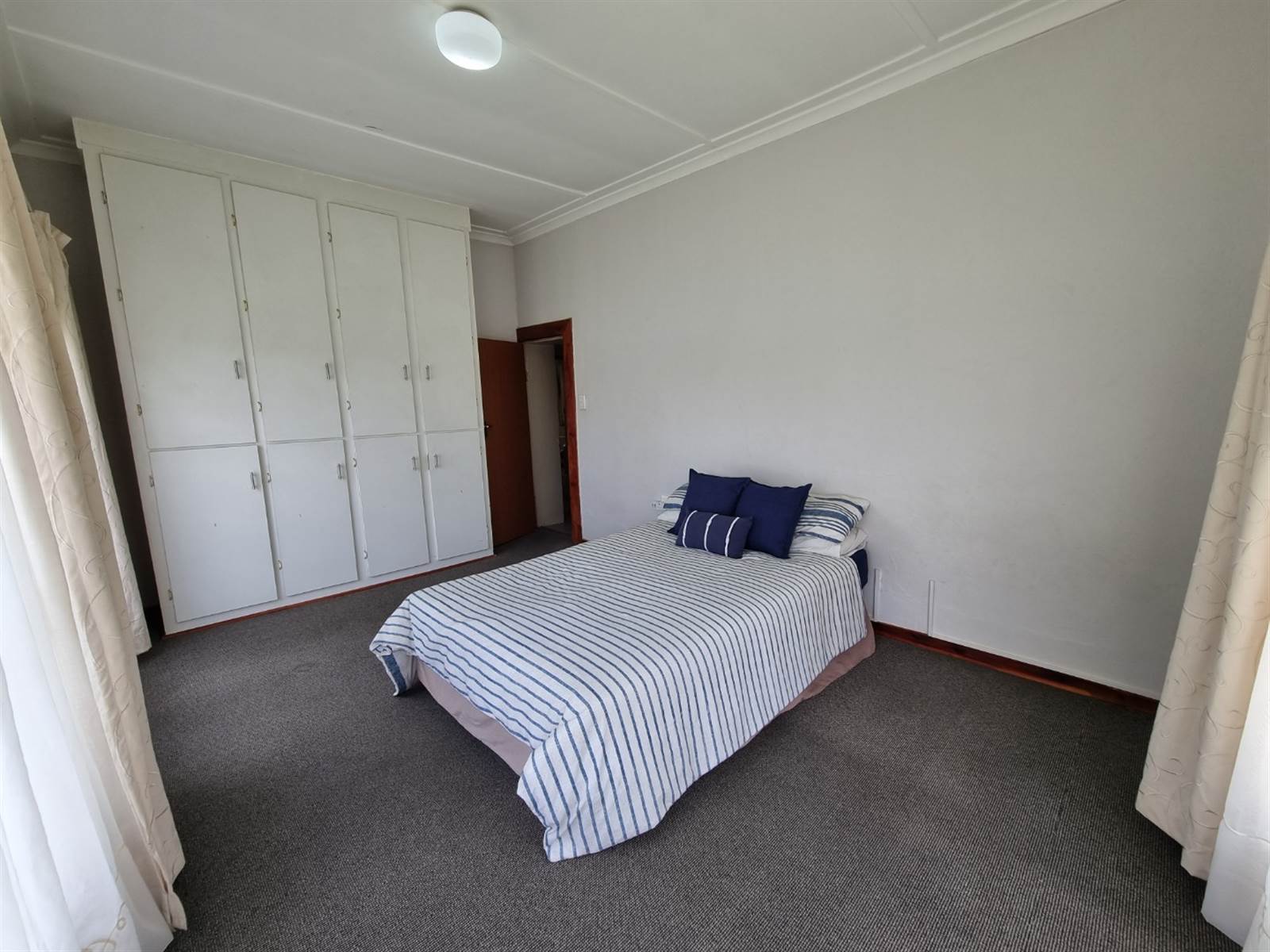 3 Bed House in Harrismith photo number 13