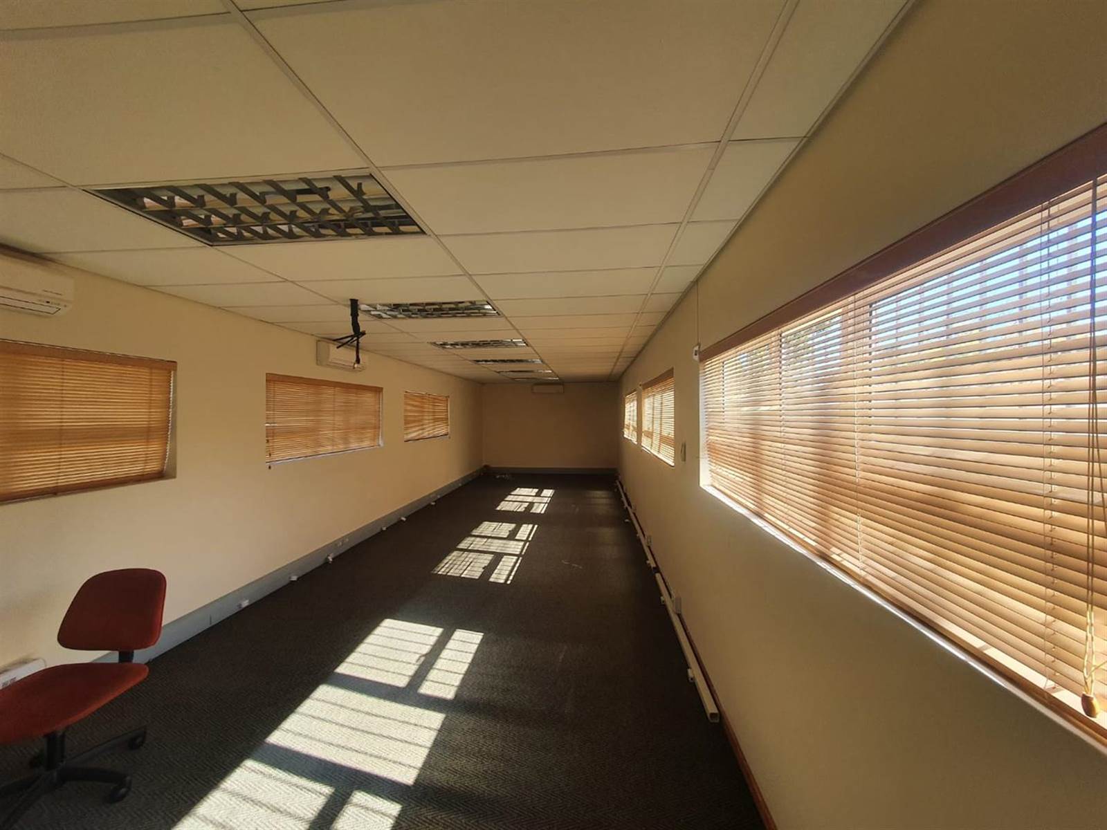 389  m² Commercial space in Nelspruit Central photo number 5