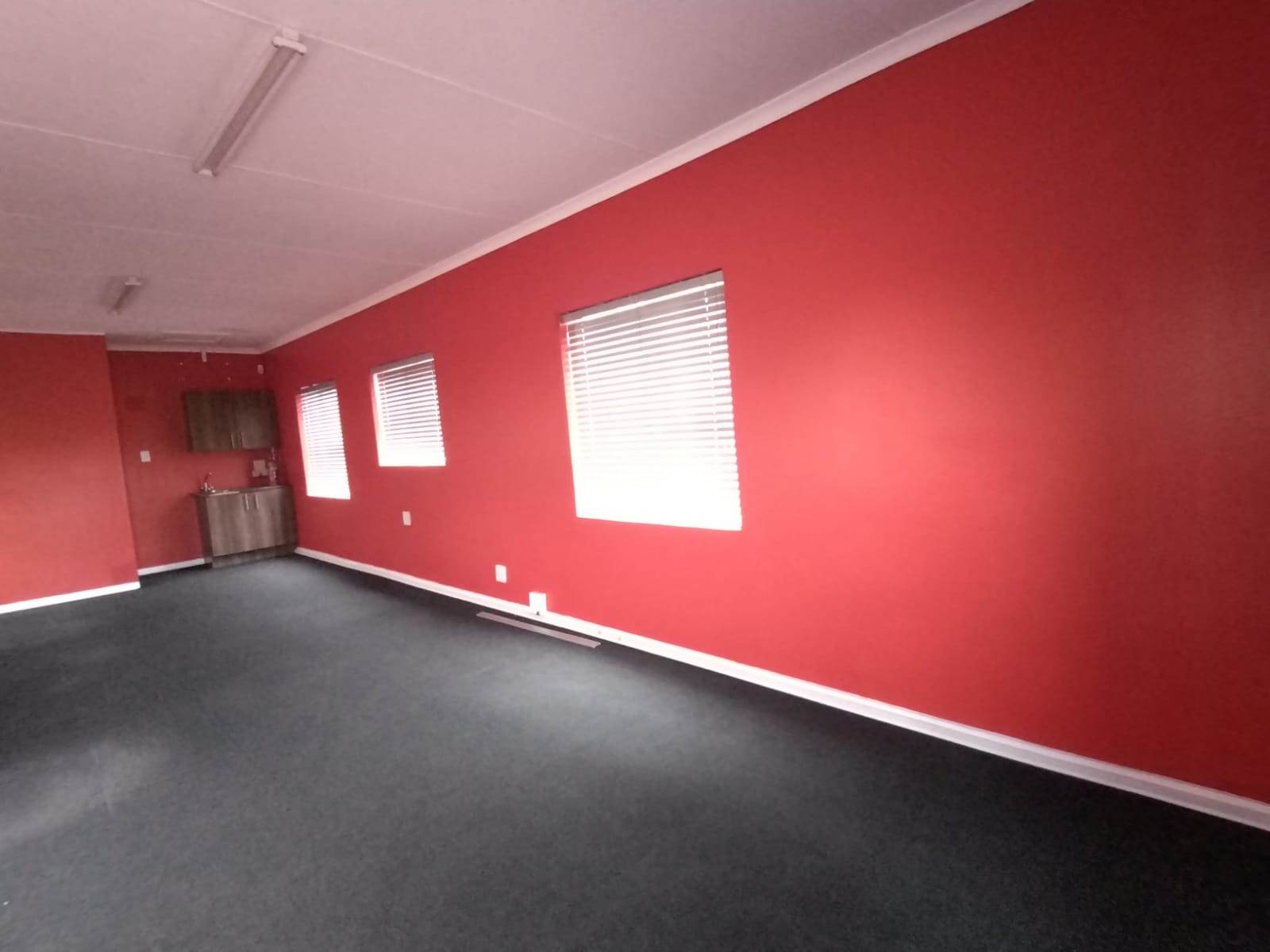 40  m² Commercial space in Bo Dorp photo number 3