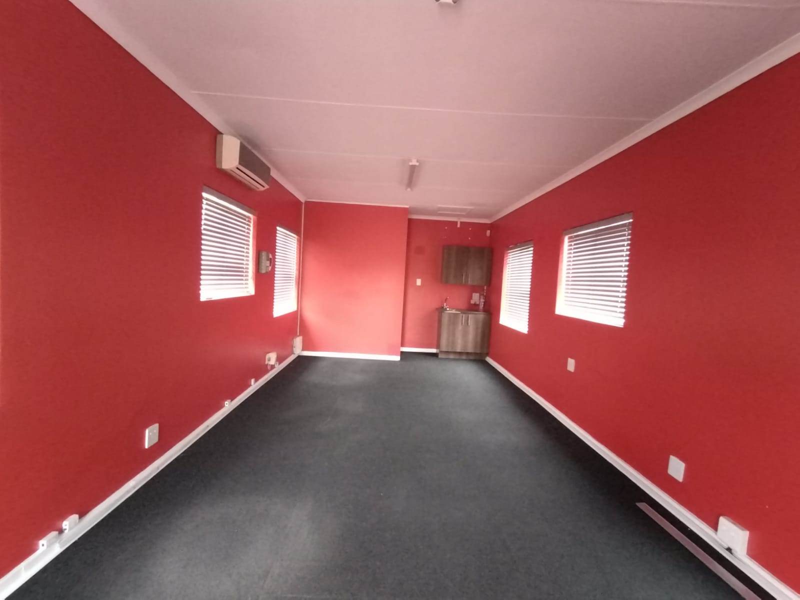 40  m² Commercial space in Bo Dorp photo number 2