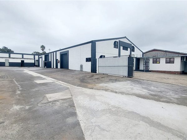 611.630004882813  m² Commercial space in Walmer