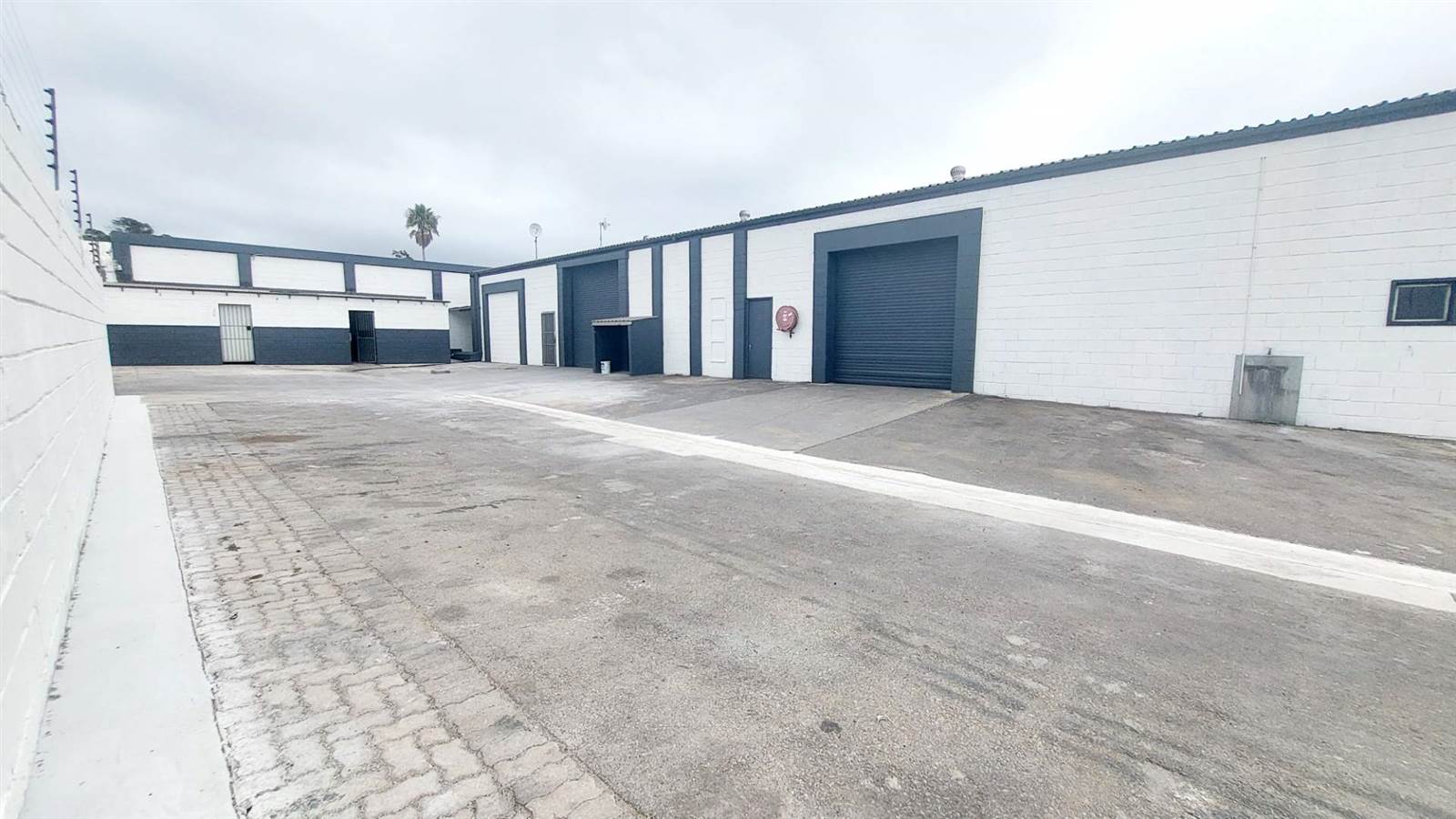 611.63  m² Commercial space in Walmer photo number 19