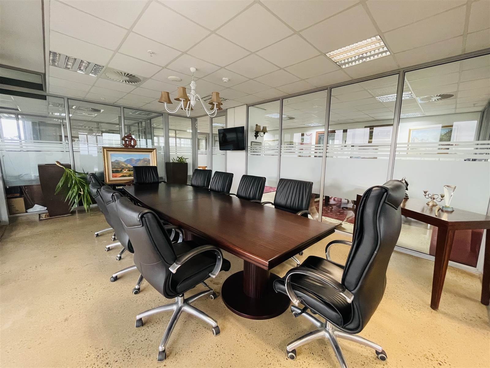 380  m² Commercial space in Umhlanga Ridge photo number 1