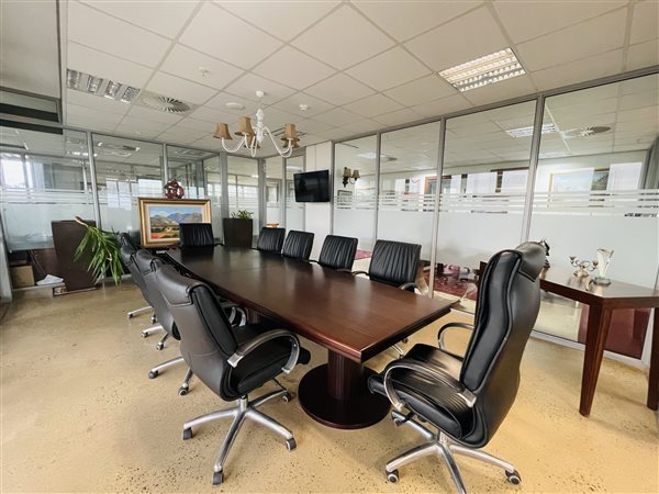 380  m² Commercial space in Umhlanga Ridge