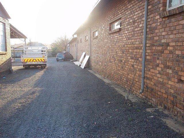 1400  m² Commercial space in Lydenburg photo number 3