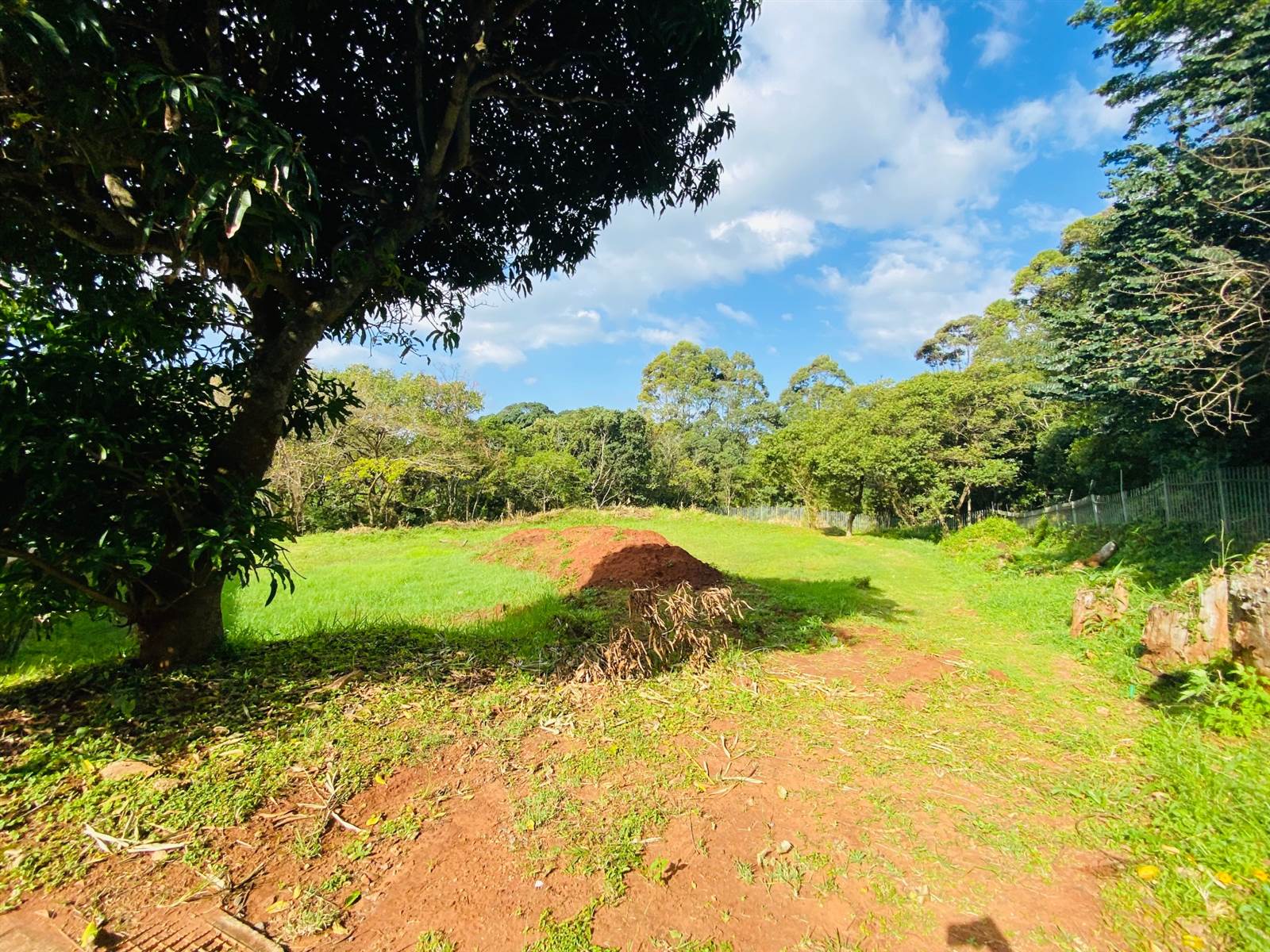 600 m² Land available in Illovo Beach photo number 9