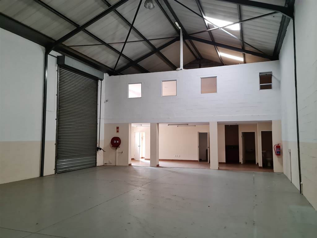 255  m² Industrial space in Strand Central photo number 3