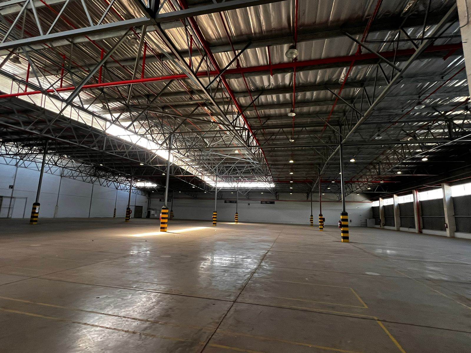 4000  m² Industrial space in Riverhorse Valley photo number 15