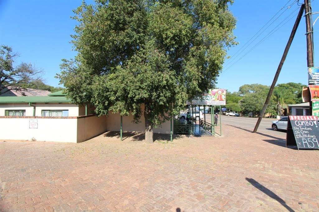 562  m² Commercial space in Modimolle photo number 1