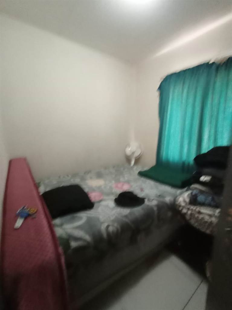 2 Bed Apartment in Jabulani photo number 8