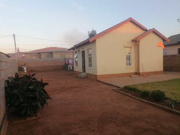 2 Bed House in Lenasia