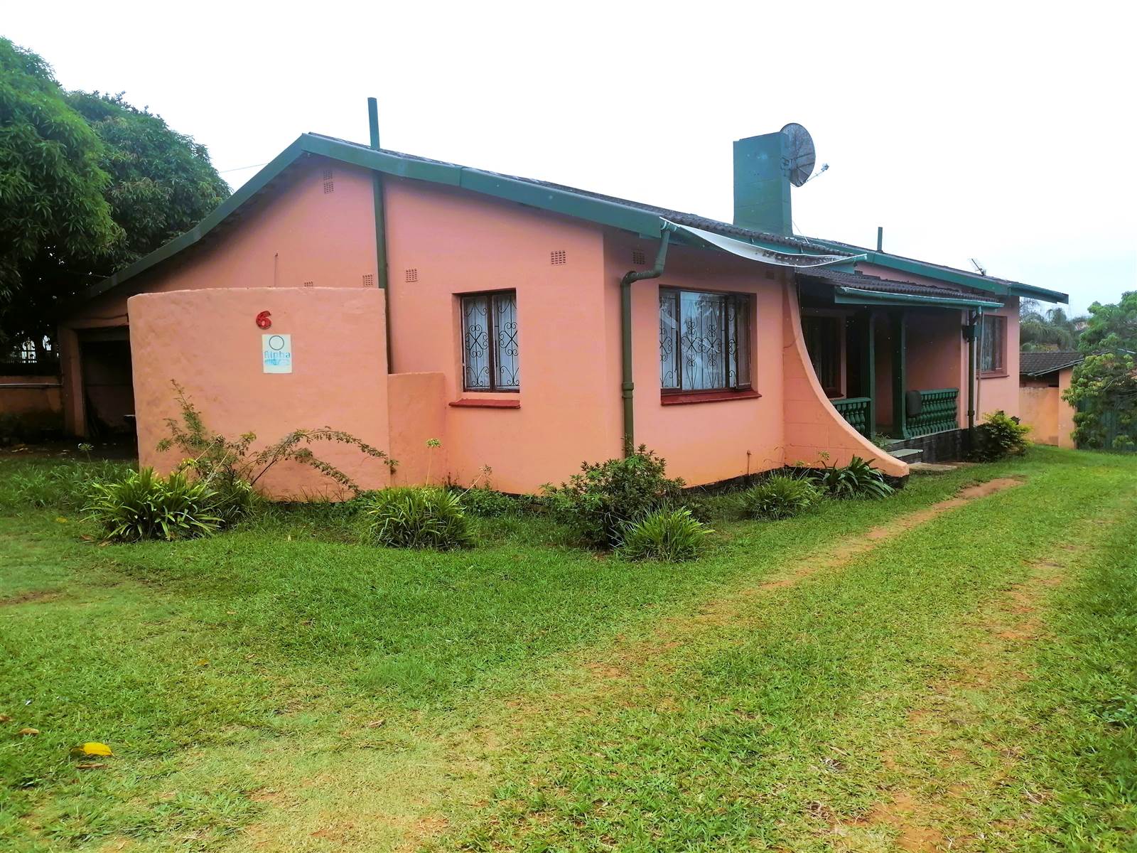 4 Bed House in Isipingo Rail photo number 1