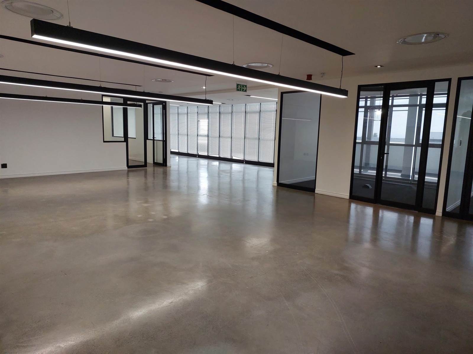 2592  m² Commercial space in Bryanston photo number 3
