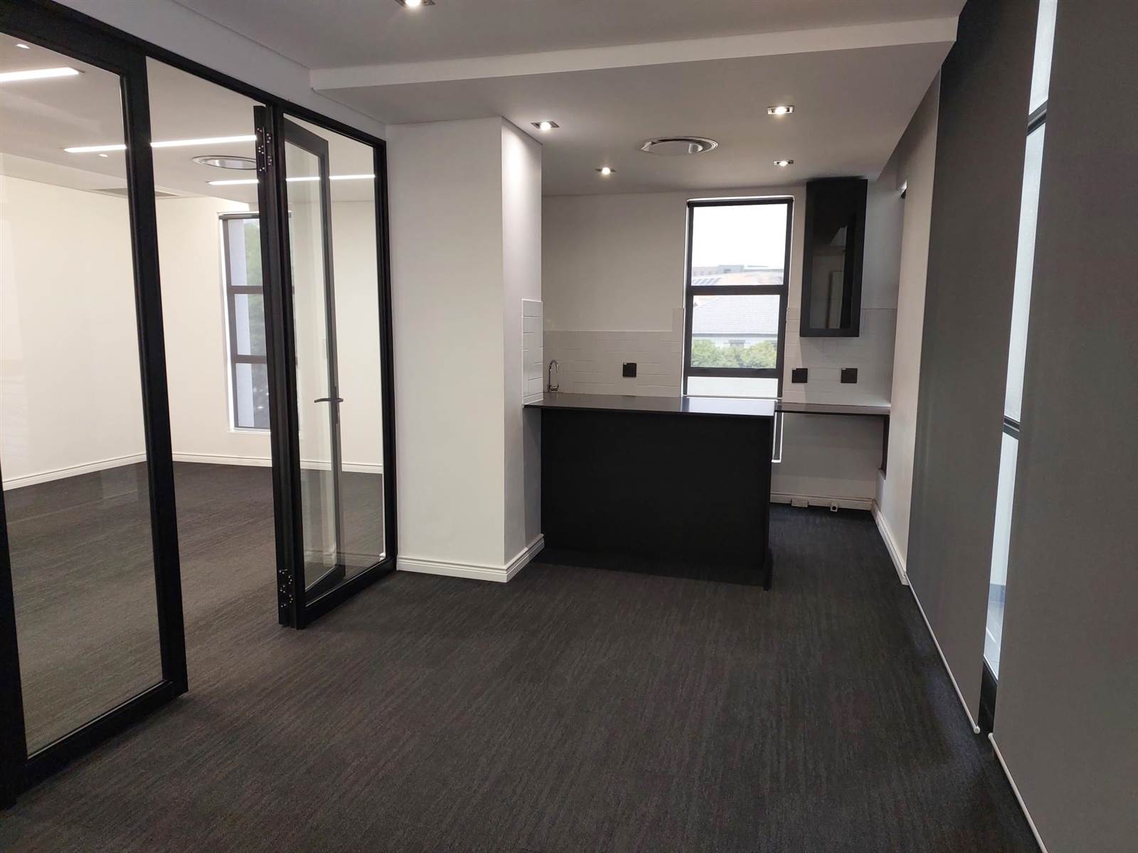 2592  m² Commercial space in Bryanston photo number 21