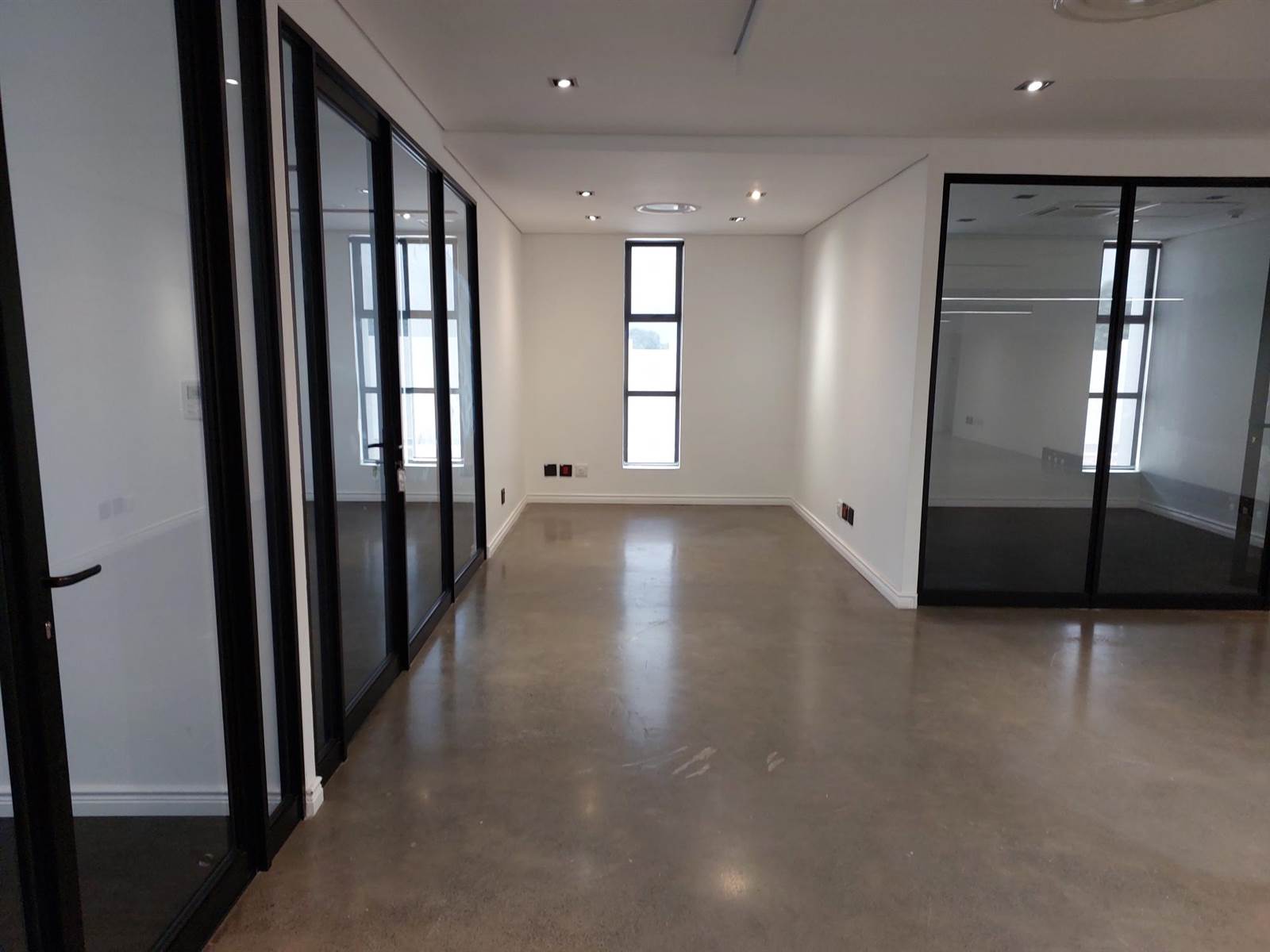 2592  m² Commercial space in Bryanston photo number 6