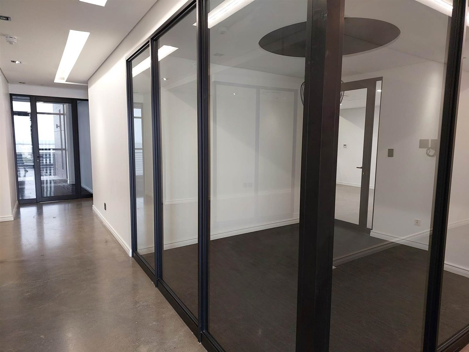 2592  m² Commercial space in Bryanston photo number 18