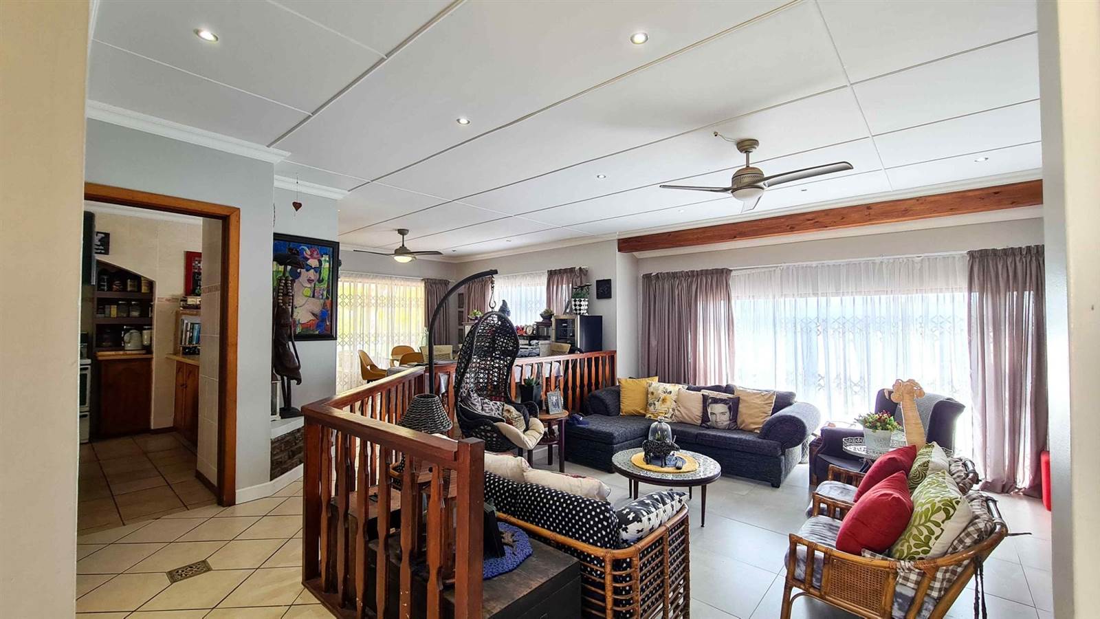 3 Bed House in Beacon Bay photo number 9