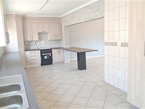 Apartment in Claremont