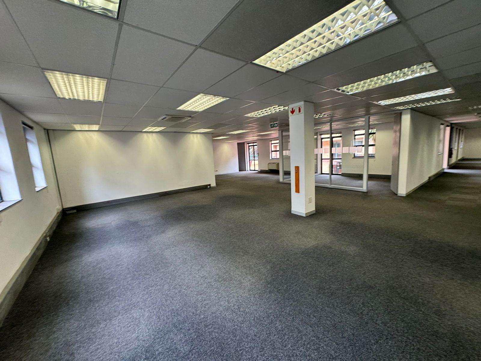 527  m² Commercial space in Sunninghill photo number 23