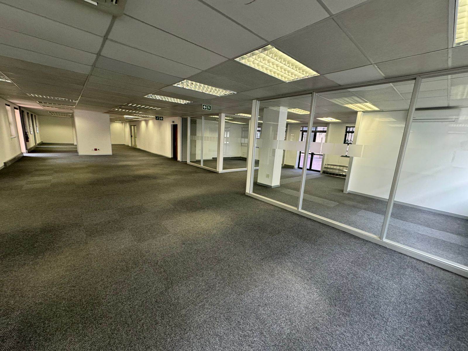 527  m² Commercial space in Sunninghill photo number 26