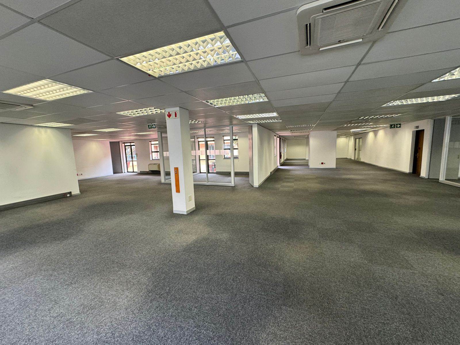 527  m² Commercial space in Sunninghill photo number 24