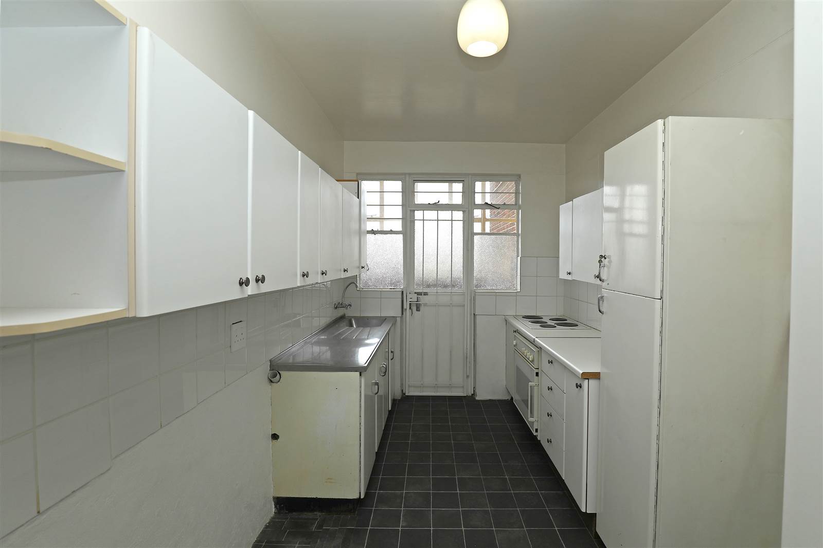 2 Bed Apartment in Gresswold photo number 2