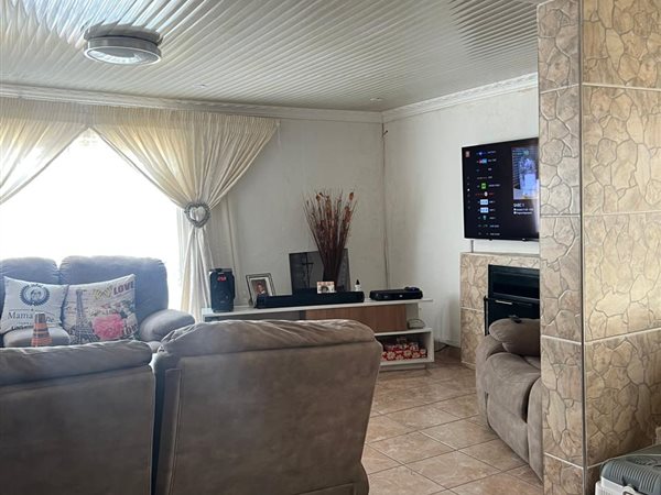 3 Bedroom House 3 Bedroom House