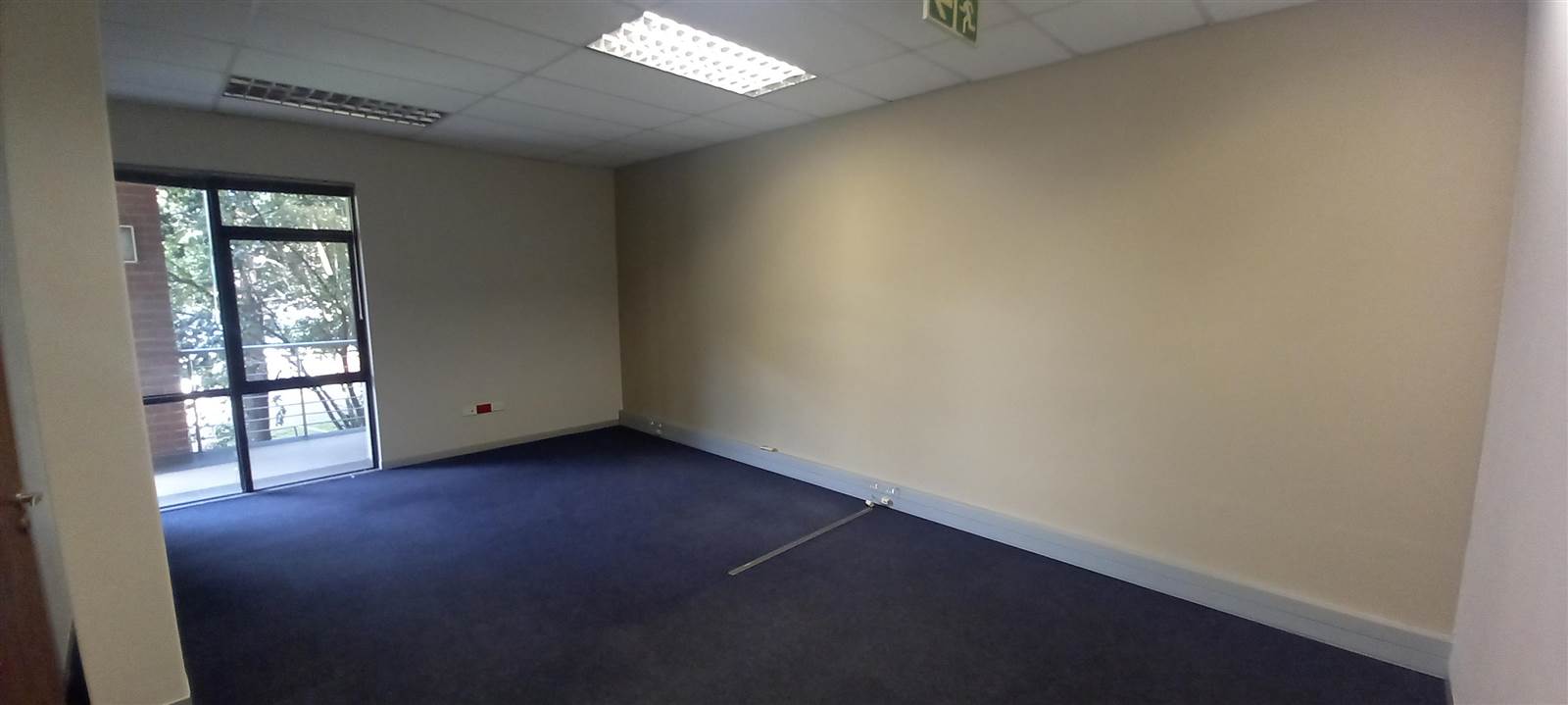 220  m² Commercial space in Bedfordview photo number 14