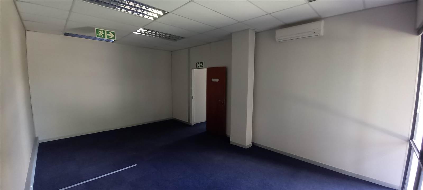 220  m² Commercial space in Bedfordview photo number 10