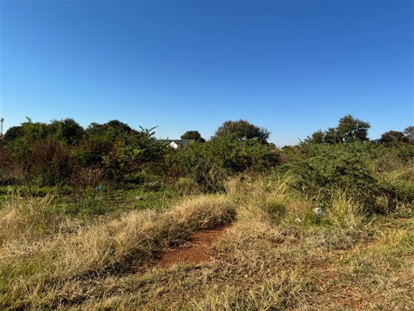 6 399 m² Land