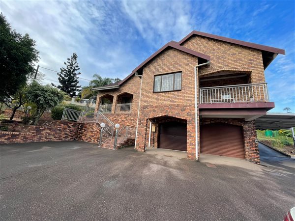 4 Bedroom House 4 Bedroom House