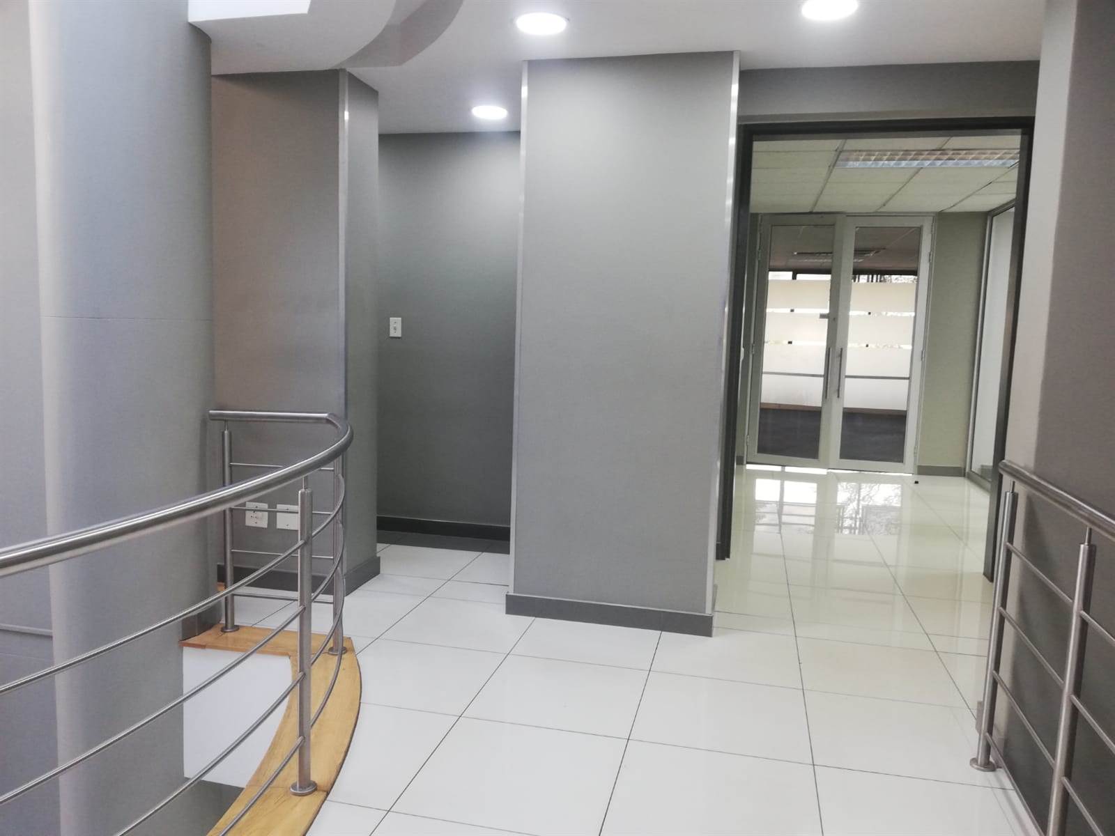 301.8  m² Commercial space in Woodmead photo number 8