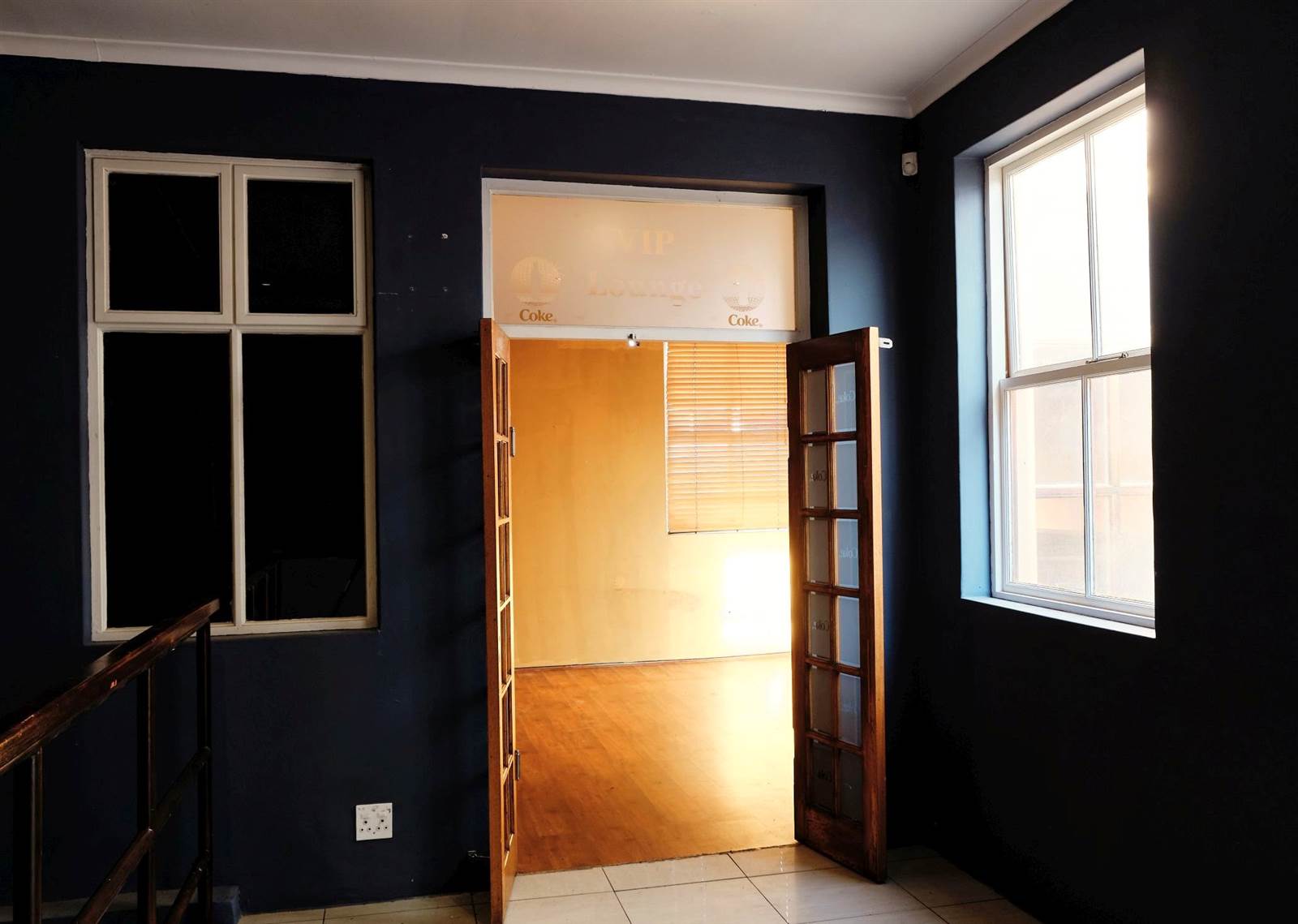 329  m² Commercial space in Cape Town City Centre photo number 10