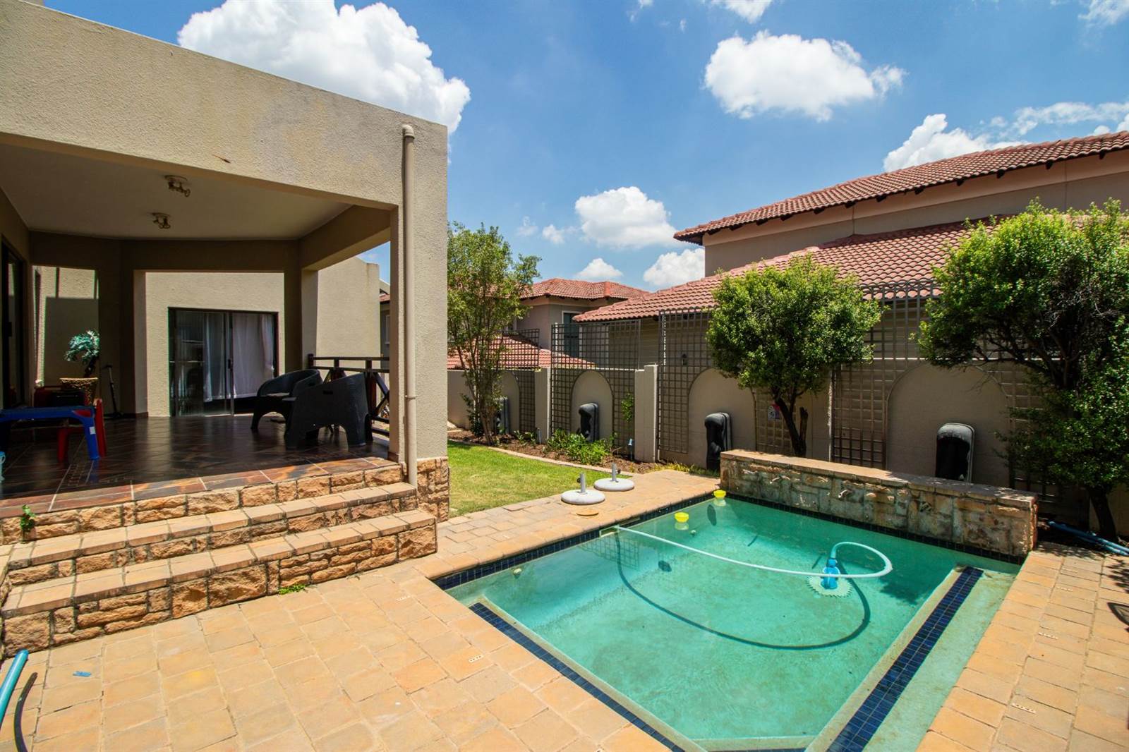 3 Bed House in Douglasdale photo number 24